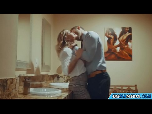 ❤️ Cuando una rubia tetona te seduce en un baño público ❤️ Porno en es.full-porner.ru ❌️❤️❤️❤️❤️❤️❤️❤️